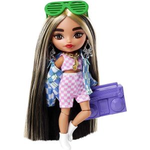 Barbie Extra Mini Minis Brunetka w ubraniu w kratkę HGP64 Mattel